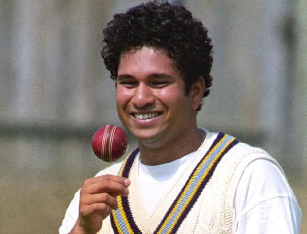 Top 10 Most Loved Players in Cricket History (All-Time Fan Favorites)