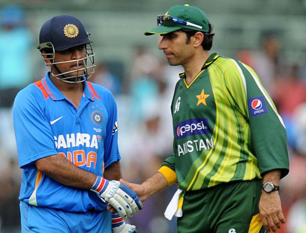 Dhoni’s Calm Leadership (2008 Asia Cup)