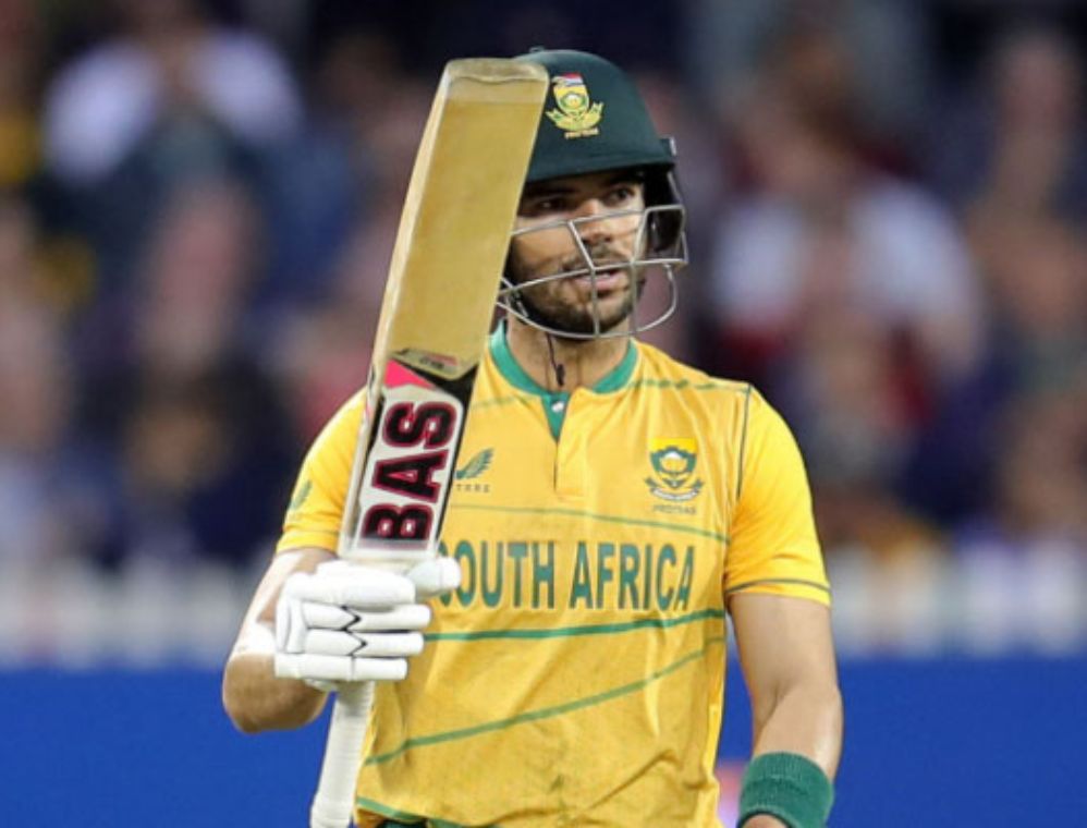 Reeza Hendricks Biography, Age, Height, Family, Career, Net Worth & More