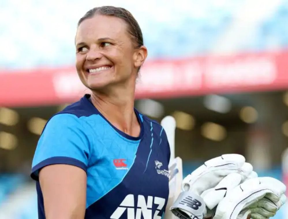 Suzie Bates Biography, Age, Height, Family, Career, Net Worth & More